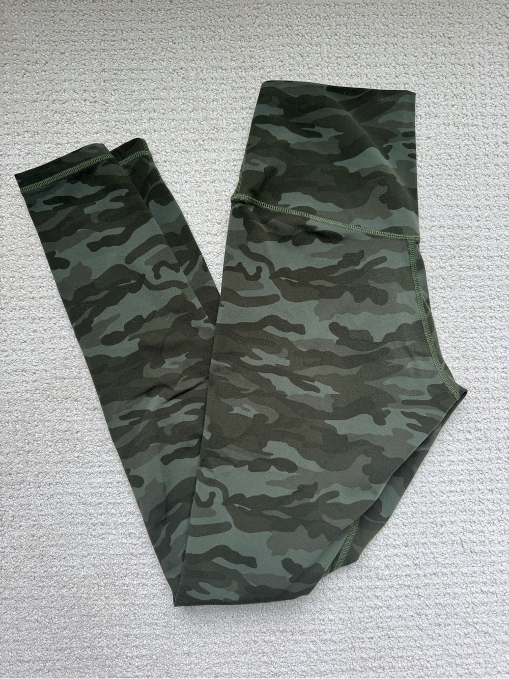 Women's Camo High-Waist Leggings - Olive Green
